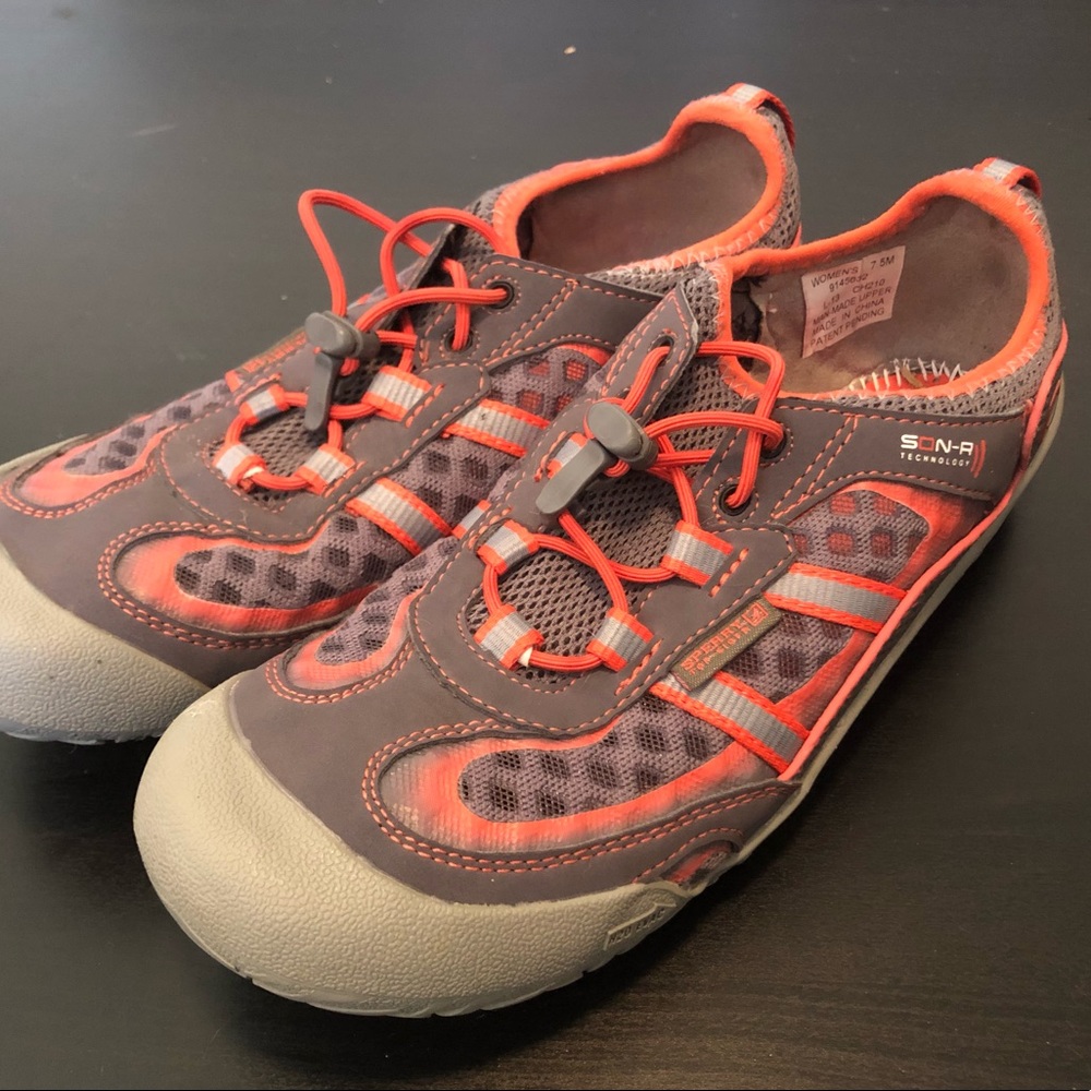 Sperry sz 7.5 kayaking shoes